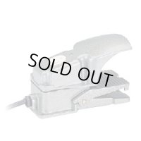 NB3-32 フットスイッチ  亀倉精機